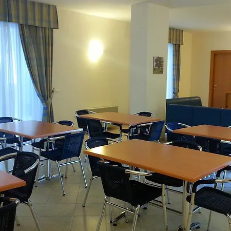 Hotel Sacro Cuore Opera Don Guanella Torre Canne