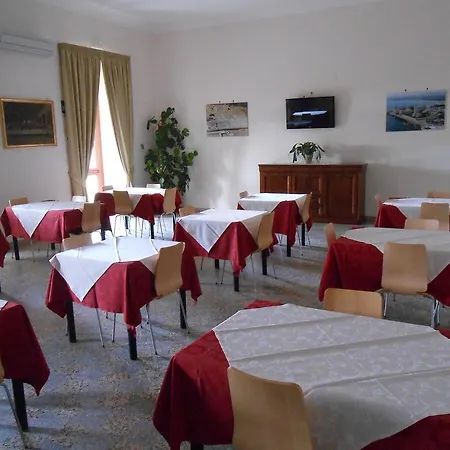 Sacro Cuore Opera Don Guanella Hotel